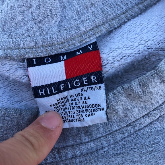 Vintage Tommy Hilfiger Crewneck Sweatshirt - Picture 3 of 5